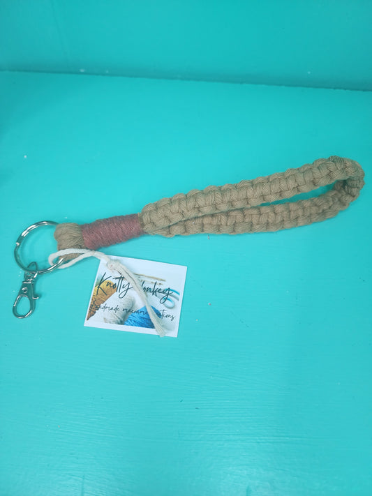 Macrame wristlet